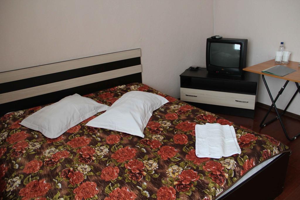 אסטנה Astina Hotel חדר תמונה