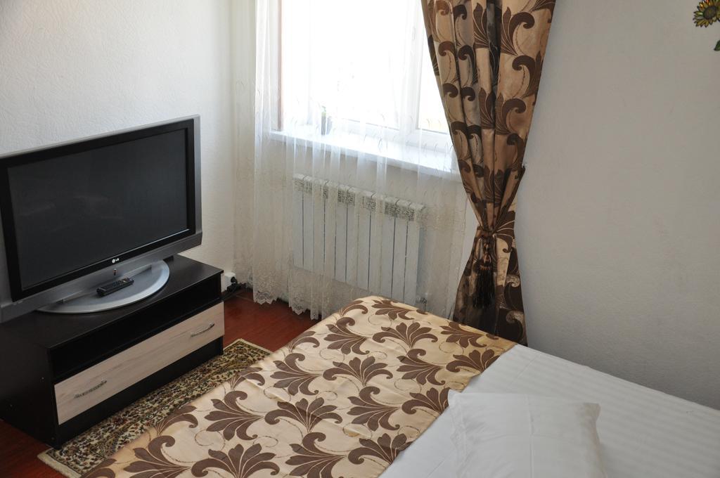 אסטנה Astina Hotel מראה חיצוני תמונה