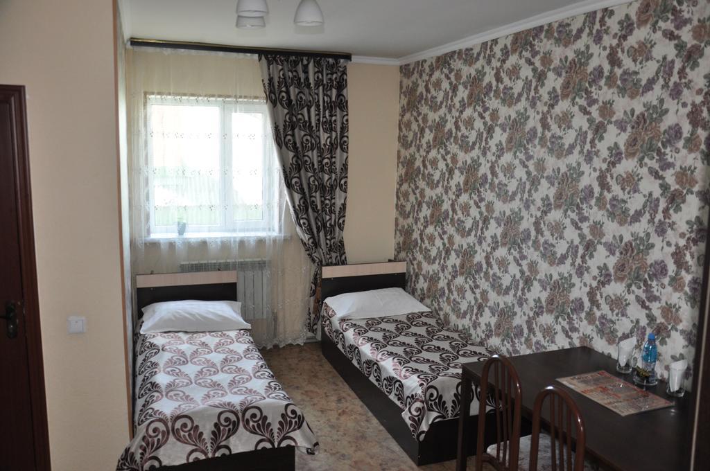 אסטנה Astina Hotel מראה חיצוני תמונה